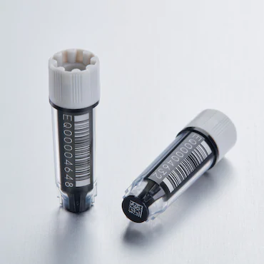 艾本德Eppendorf CryoStorage Vial, 0.5 mL, 不含 DNase、RNase、人類 DNA 和內(nèi)毒素；外螺紋，預(yù)先加蓋灰色管蓋，帶 2D SafeCode (DataMa